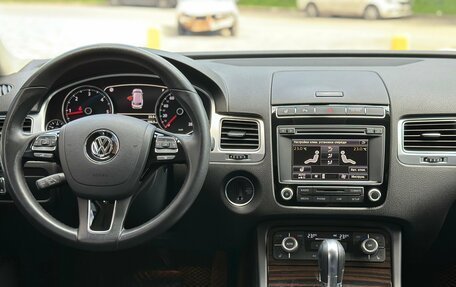 Volkswagen Touareg III, 2015 год, 3 070 000 рублей, 17 фотография