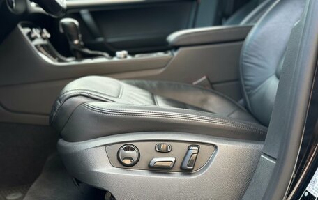 Volkswagen Touareg III, 2015 год, 3 070 000 рублей, 28 фотография