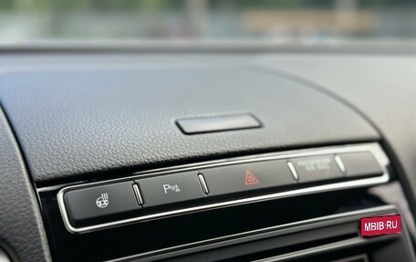 Volkswagen Touareg III, 2015 год, 3 070 000 рублей, 32 фотография