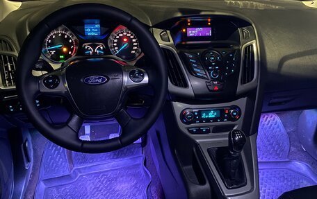 Ford Focus III, 2011 год, 595 000 рублей, 3 фотография