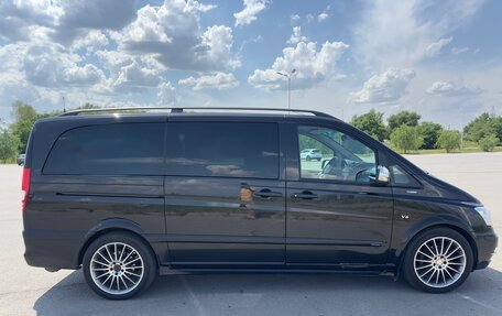 Mercedes-Benz Viano, 2012 год, 2 800 000 рублей, 4 фотография