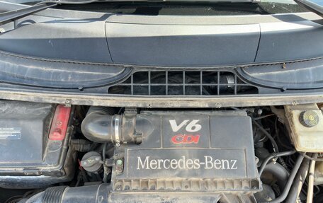 Mercedes-Benz Viano, 2012 год, 2 800 000 рублей, 36 фотография