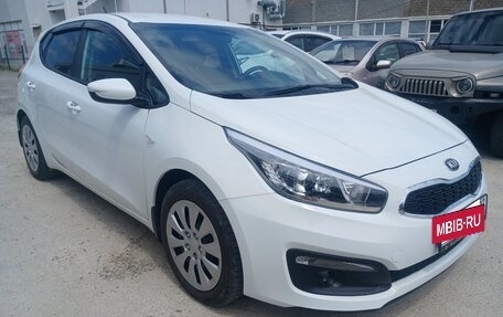 KIA cee'd III, 2016 год, 1 320 000 рублей, 2 фотография