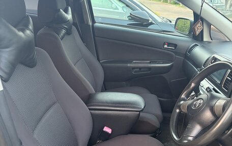 Toyota Wish II, 2003 год, 870 000 рублей, 7 фотография