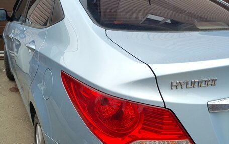 Hyundai Solaris II рестайлинг, 2012 год, 605 000 рублей, 2 фотография