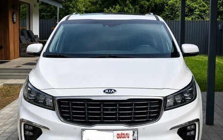KIA Carnival III, 2019 год, 2 950 000 рублей, 3 фотография