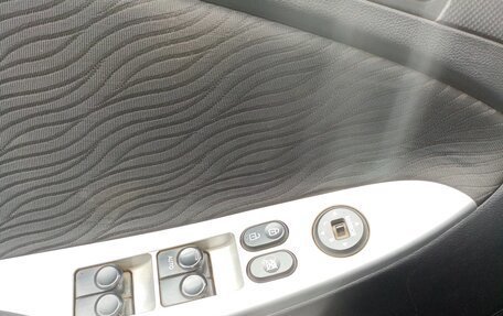 Hyundai Solaris II рестайлинг, 2012 год, 605 000 рублей, 7 фотография