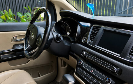 KIA Carnival III, 2019 год, 2 950 000 рублей, 5 фотография