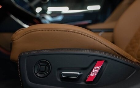 Audi RS 6, 2023 год, 16 890 000 рублей, 13 фотография