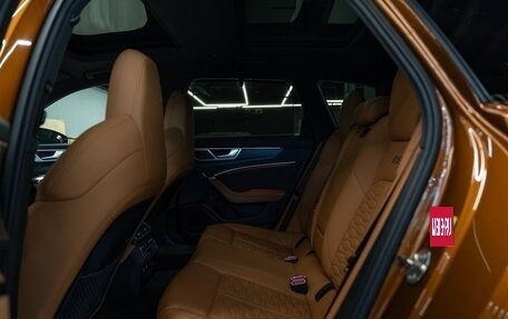 Audi RS 6, 2023 год, 16 890 000 рублей, 28 фотография