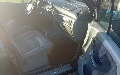 Renault Scenic III, 2001 год, 275 000 рублей, 8 фотография