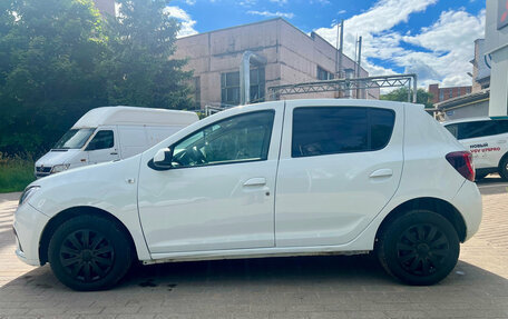 Renault Sandero II рестайлинг, 2020 год, 849 000 рублей, 2 фотография