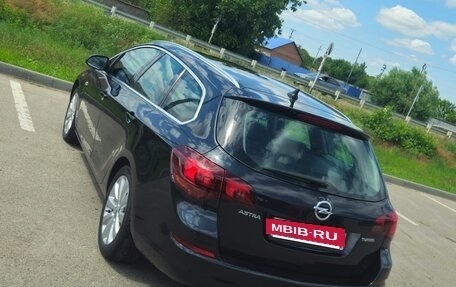 Opel Astra J, 2011 год, 799 000 рублей, 9 фотография