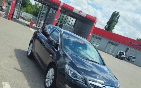 Opel Astra J, 2011 год, 799 000 рублей, 5 фотография
