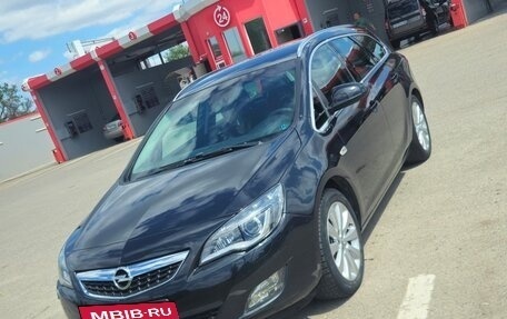 Opel Astra J, 2011 год, 799 000 рублей, 4 фотография