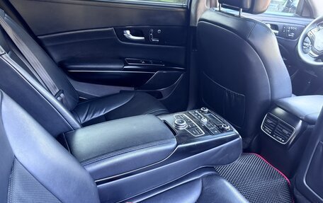 KIA Quoris I, 2013 год, 1 060 000 рублей, 6 фотография