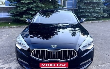 KIA Quoris I, 2013 год, 1 060 000 рублей, 2 фотография