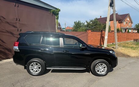 Toyota Land Cruiser Prado 150 рестайлинг 2, 2010 год, 2 350 000 рублей, 4 фотография