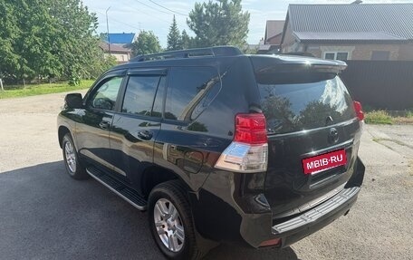 Toyota Land Cruiser Prado 150 рестайлинг 2, 2010 год, 2 350 000 рублей, 7 фотография