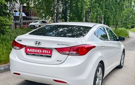 Hyundai Elantra V, 2012 год, 3 фотография