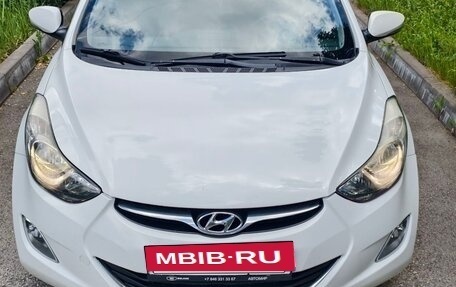 Hyundai Elantra V, 2012 год, 8 фотография
