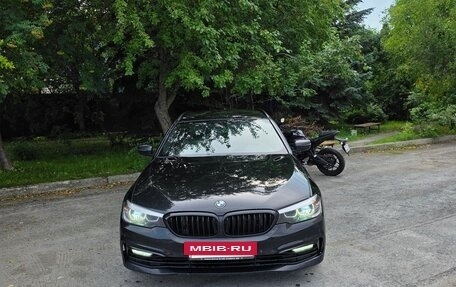 BMW 5 серия, 2018 год, 2 350 000 рублей, 5 фотография