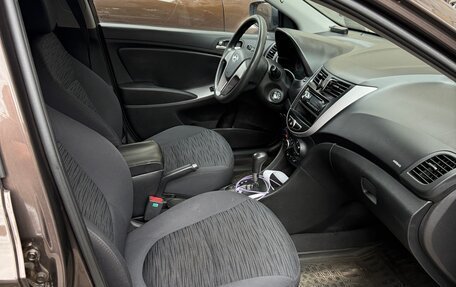 Hyundai Solaris II рестайлинг, 2014 год, 850 000 рублей, 4 фотография