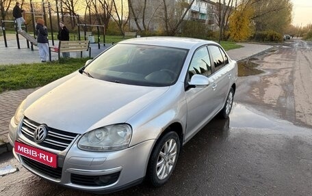 Volkswagen Jetta VI, 2010 год, 600 000 рублей, 1 фотография