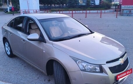 Chevrolet Cruze II, 2012 год, 600 000 рублей, 3 фотография