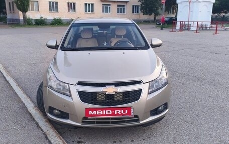 Chevrolet Cruze II, 2012 год, 600 000 рублей, 2 фотография