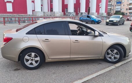 Chevrolet Cruze II, 2012 год, 600 000 рублей, 4 фотография