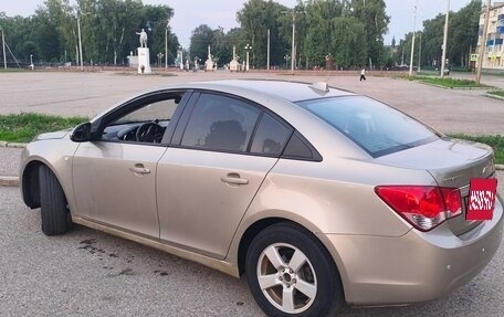 Chevrolet Cruze II, 2012 год, 600 000 рублей, 7 фотография