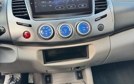Mitsubishi L200 IV рестайлинг, 2007 год, 1 450 000 рублей, 15 фотография