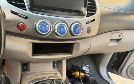 Mitsubishi L200 IV рестайлинг, 2007 год, 1 450 000 рублей, 21 фотография