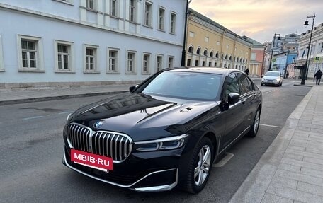 BMW 7 серия, 2022 год, 7 400 000 рублей, 2 фотография