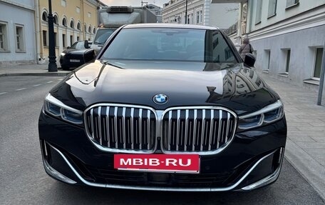 BMW 7 серия, 2022 год, 7 400 000 рублей, 4 фотография