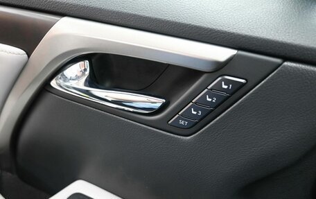 Lexus RX IV рестайлинг, 2020 год, 5 849 900 рублей, 31 фотография