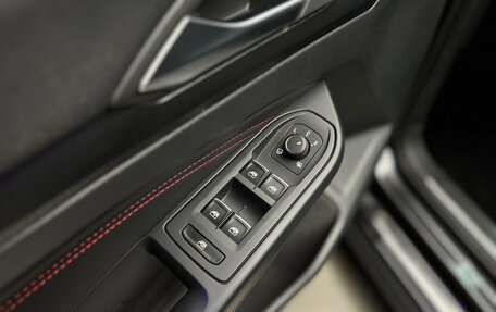 Volkswagen Golf GTI, 2021 год, 4 290 000 рублей, 15 фотография