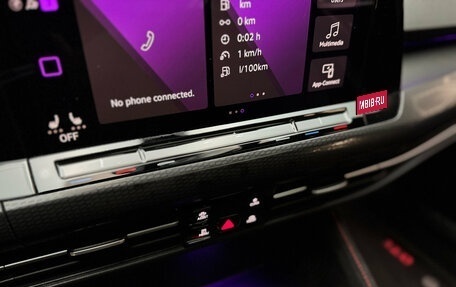 Volkswagen Golf GTI, 2021 год, 4 290 000 рублей, 21 фотография
