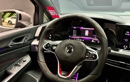 Volkswagen Golf GTI, 2021 год, 4 290 000 рублей, 11 фотография