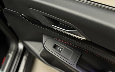 Volkswagen Golf GTI, 2021 год, 4 290 000 рублей, 28 фотография