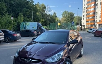 Hyundai Solaris II рестайлинг, 2011 год, 685 000 рублей, 1 фотография