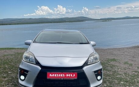 Toyota Prius, 2014 год, 1 500 000 рублей, 1 фотография