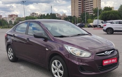 Hyundai Solaris II рестайлинг, 2011 год, 650 000 рублей, 1 фотография