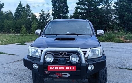 Toyota Hilux VII, 2013 год, 5 000 000 рублей, 1 фотография