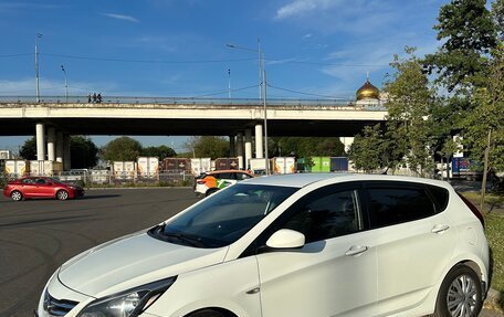 Hyundai Solaris II рестайлинг, 2015 год, 760 000 рублей, 4 фотография