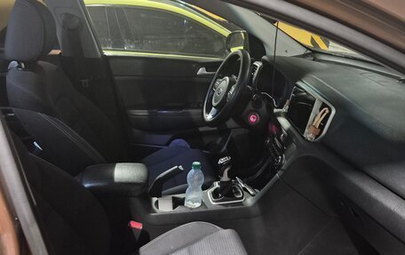 KIA Sportage IV рестайлинг, 2017 год, 1 200 000 рублей, 7 фотография