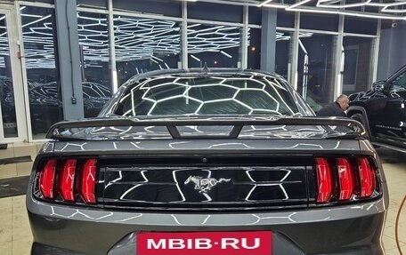 Ford Mustang VI рестайлинг, 2022 год, 4 150 000 рублей, 2 фотография
