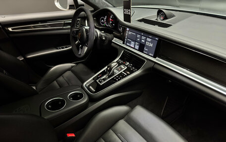 Porsche Panamera II рестайлинг, 2019 год, 7 999 999 рублей, 12 фотография
