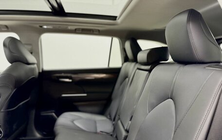 Toyota Highlander, 2026 год, 5 650 000 рублей, 14 фотография